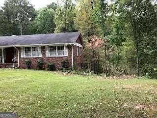 4.1 Acres of Residential Land with Home for Sale in Ellenwood, Georgia