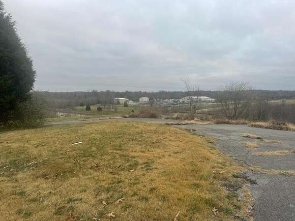 1 Acre of Residential Land for Sale in Earlington, Kentucky