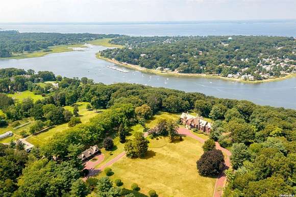12 Acres of Land for Sale in Mill Neck, New York