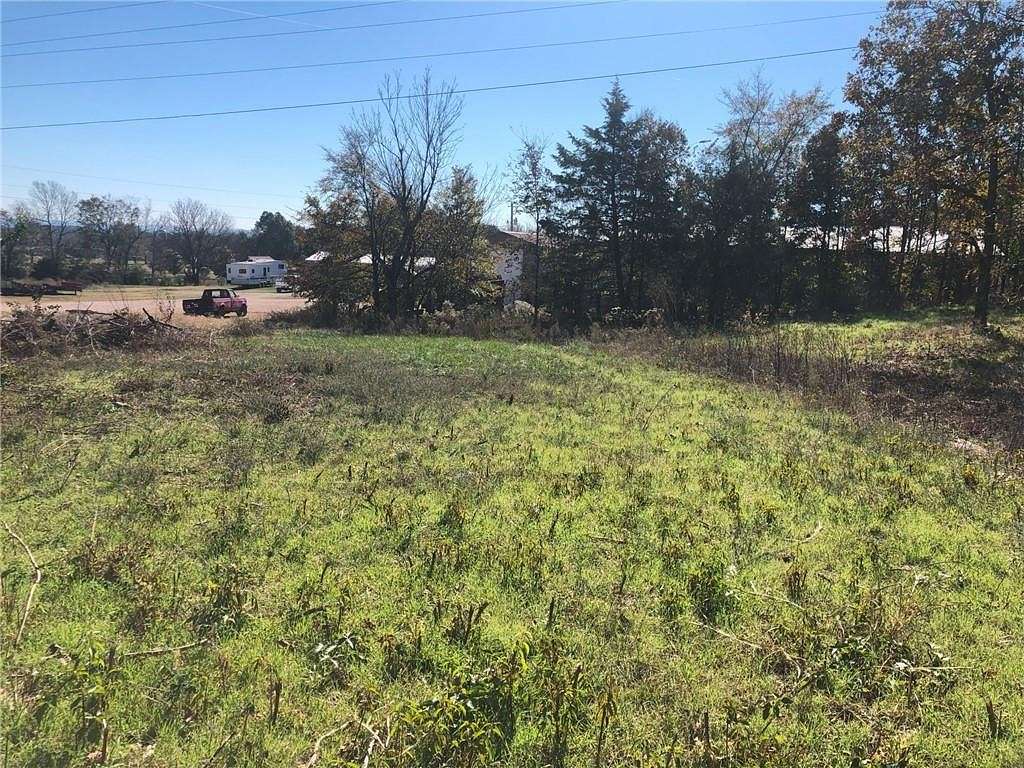 5.1 Acres of Mixed-Use Land for Sale in Lincoln, Arkansas