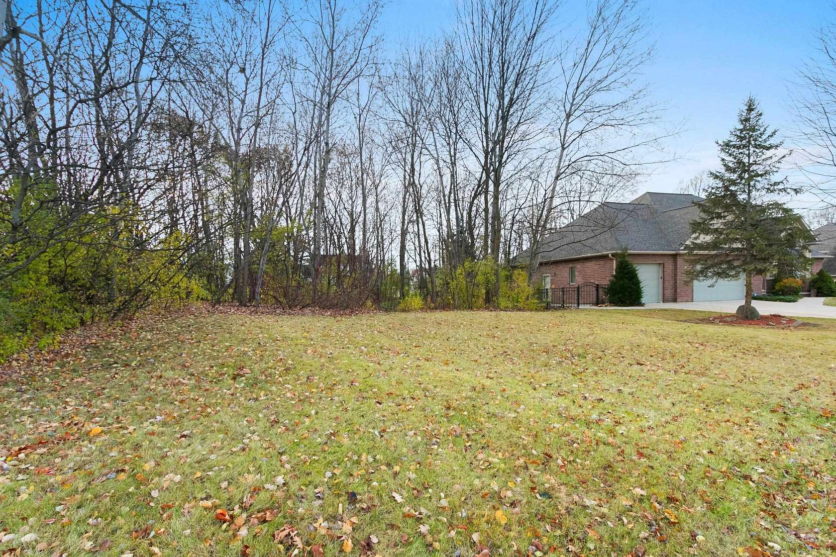 0.49 Acres of Residential Land for Sale in Green Bay, Wisconsin