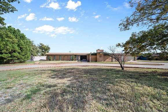 3.6 Acres of Residential Land with Home for Sale in Snyder, Texas