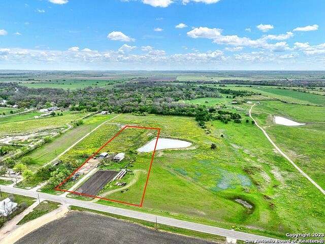 5 Acres of Land for Sale in Staples, Texas