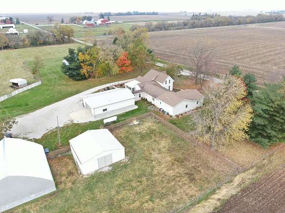 10 Acres of Land with Home for Sale in Paris, Illinois