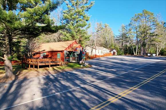 4.6 Acres of Improved Mixed-Use Land for Sale in Star Lake, Wisconsin