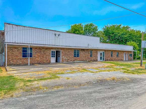 2.6 Acres of Improved Mixed-Use Land for Sale in Kerens, Texas