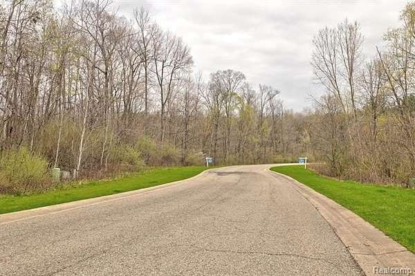 2.57 Acres of Residential Land for Sale in Groveland Township, Michigan
