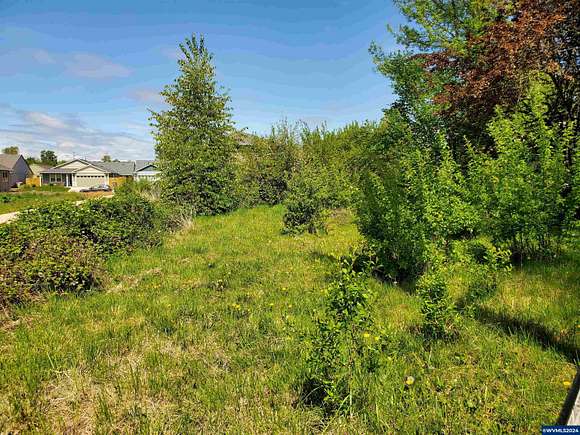 0.11 Acres of Land for Sale in Albany, Oregon