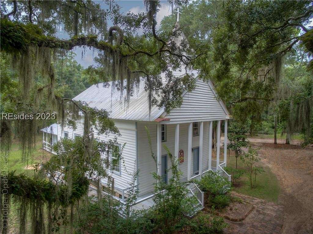 2.5 Acres of Residential Land for Sale in Daufuskie Island, South Carolina