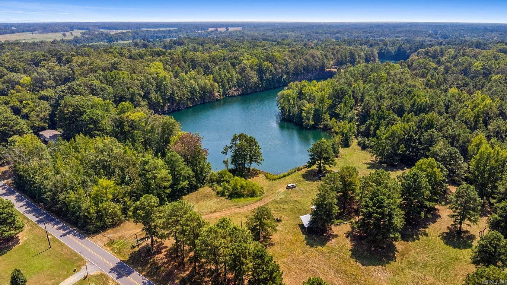 25.3 Acres of Recreational Land with Home for Sale in Little Rock, Arkansas