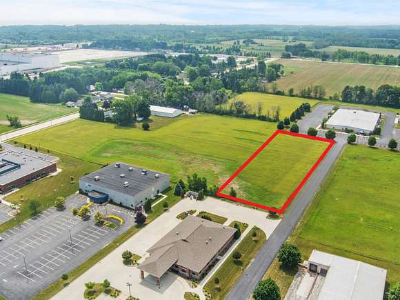 1.4 Acres of Commercial Land for Sale in Manitowoc, Wisconsin