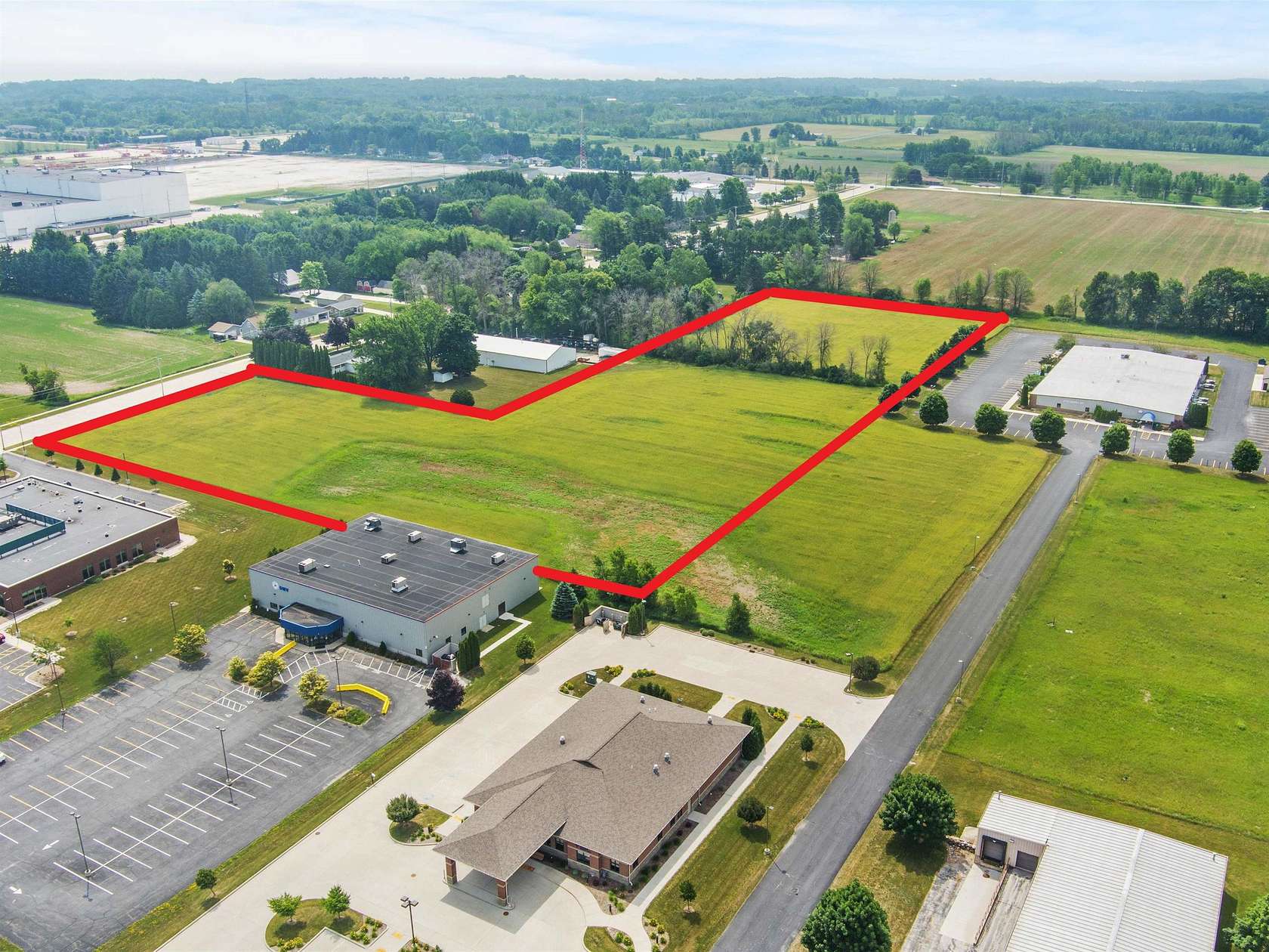 7.9 Acres of Commercial Land for Sale in Manitowoc, Wisconsin