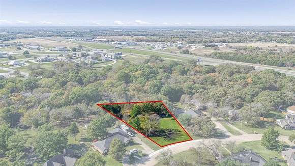 0.96 Acres of Residential Land for Sale in Whitesboro, Texas
