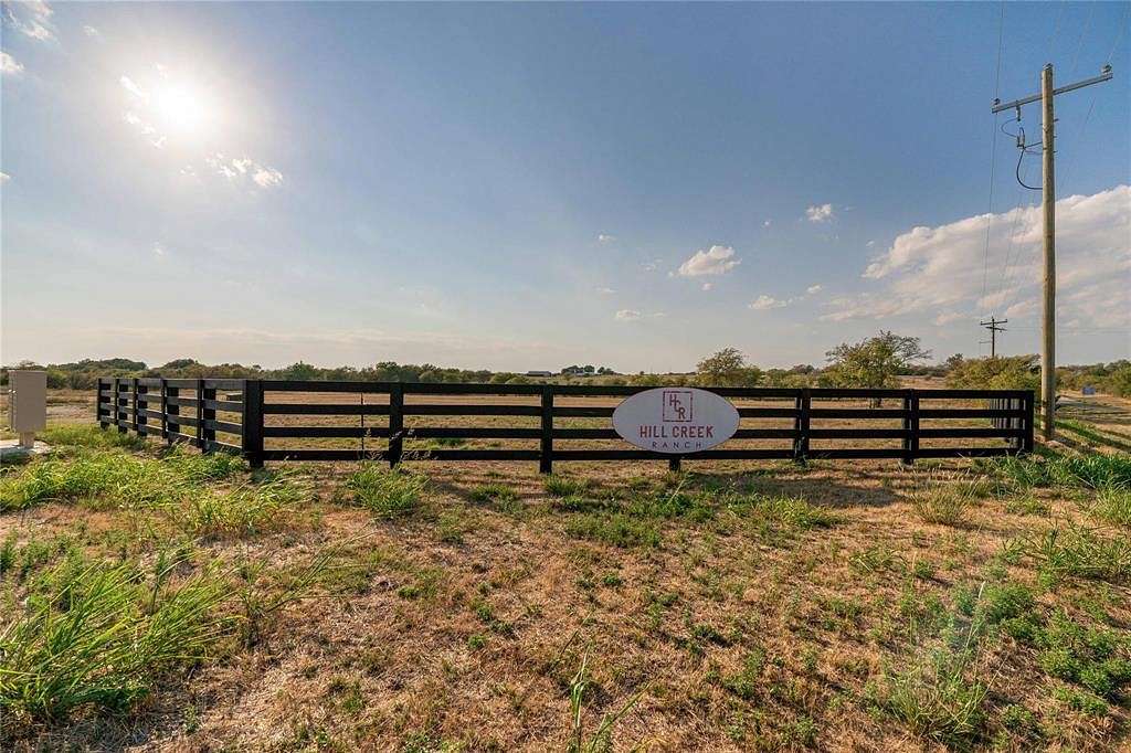 2.2 Acres of Residential Land for Sale in Hillsboro, Texas