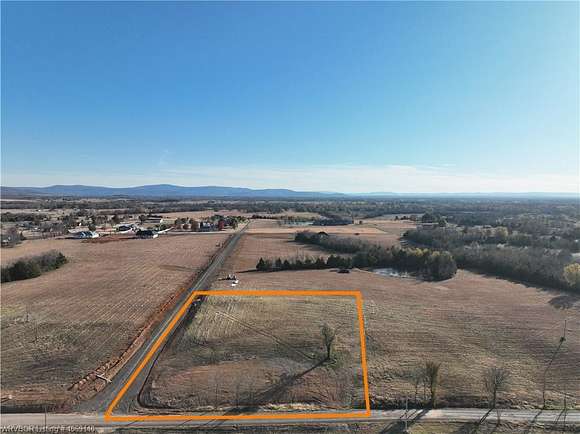 2 Acres of Residential Land for Sale in Poteau, Oklahoma