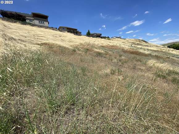 0.97 Acres of Residential Land for Sale in Pendleton, Oregon