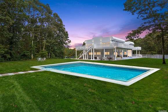 10.9 Acres of Land with Home for Sale in East Hampton, New York