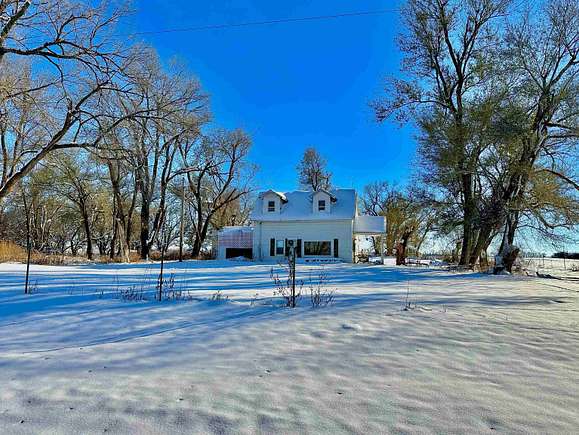 2.3 Acres of Residential Land with Home for Sale in Burns, Kansas