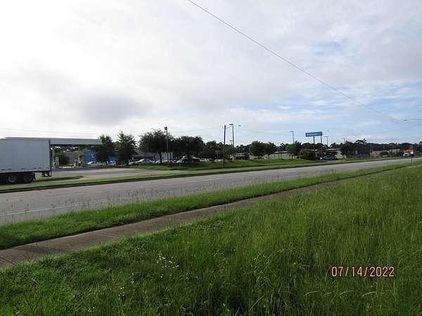 1.36 Acres of Commercial Land for Sale in Camilla, Georgia