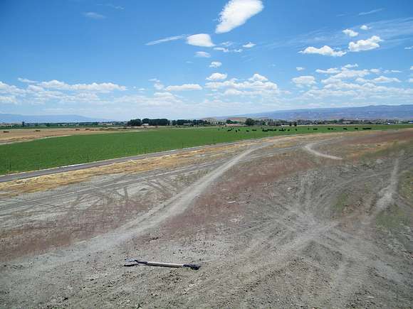 3.6 Acres of Land for Sale in Loma, Colorado