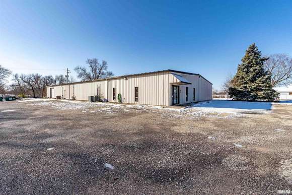 3.5 Acres of Improved Commercial Land for Sale in East Peoria, Illinois