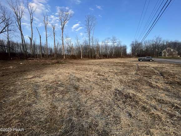 0.5 Acres of Land for Sale in Clifford Township, Pennsylvania
