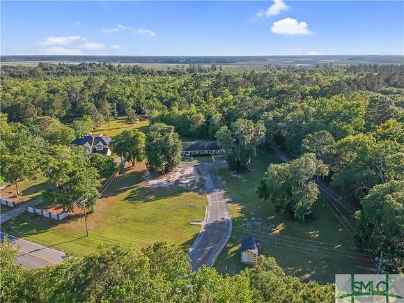 2 Acres of Residential Land with Home for Sale in Midway, Georgia