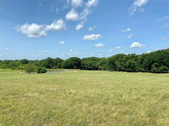 1.6 Acres of Land for Sale in Van Alstyne, Texas