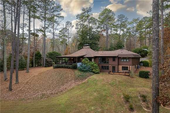 24.3 Acres of Land with Home for Sale in College Park, Georgia