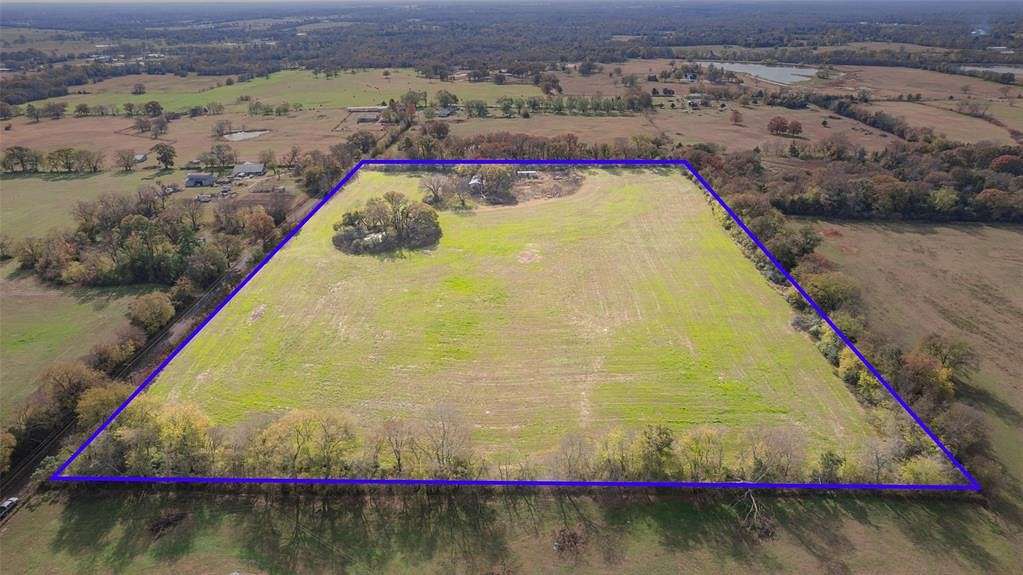 21.4 Acres of Land for Sale in Pickton, Texas