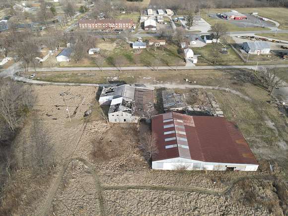 14.6 Acres of Commercial Land for Sale in Pana, Illinois
