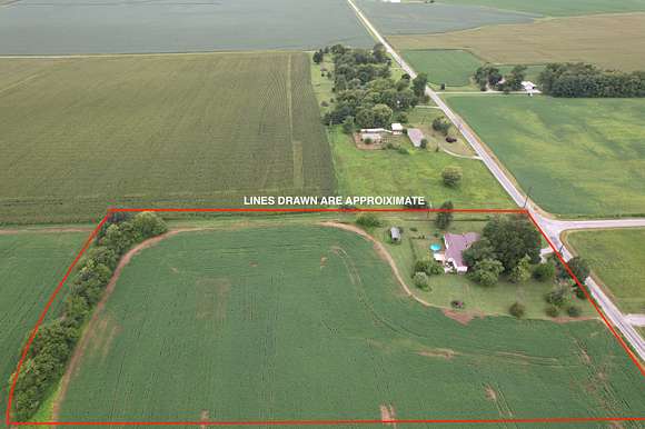 5 Acres of Land for Sale in Richview, Illinois