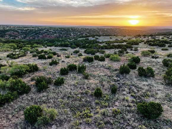 1,105 Acres of Recreational Land & Farm for Sale in Roaring Springs, Texas