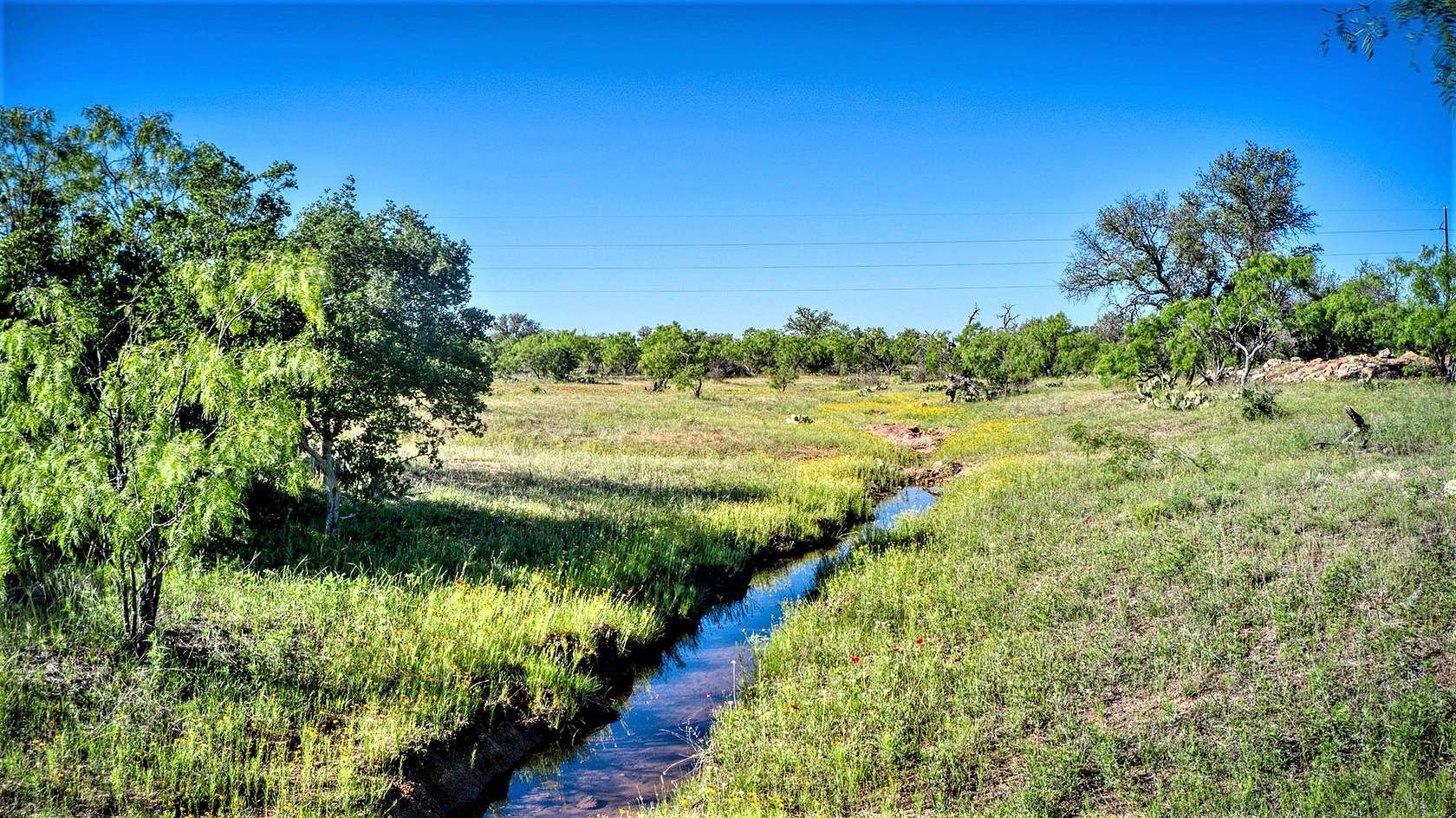 91.5 Acres of Improved Land for Sale in Art, Texas