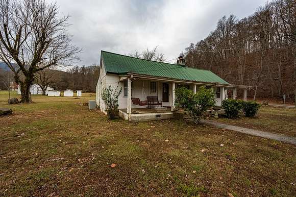 11.6 Acres of Land with Home for Sale in Seymour, Tennessee