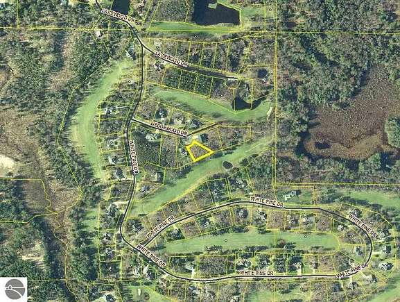 0.6 Acres of Residential Land for Sale in Cadillac, Michigan