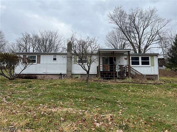 2.6 Acres of Residential Land with Home for Sale in Flushing, Ohio