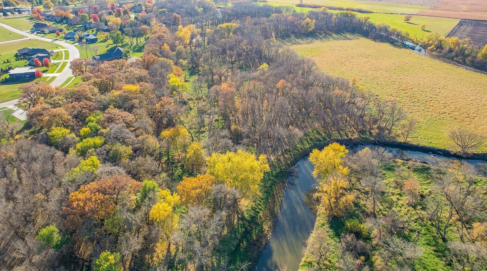 77 Acres of Land for Sale in Spencer, Iowa