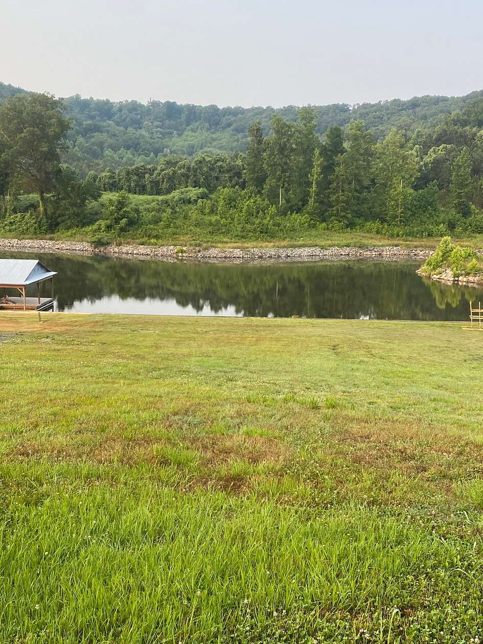 1 Acre of Land for Sale in Guntersville, Alabama