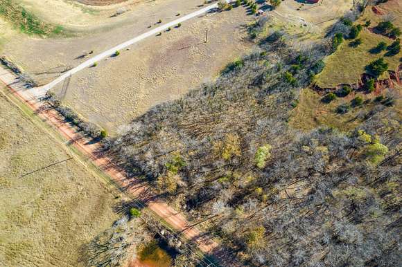 2.69 Acres of Land for Sale in Cashion, Oklahoma