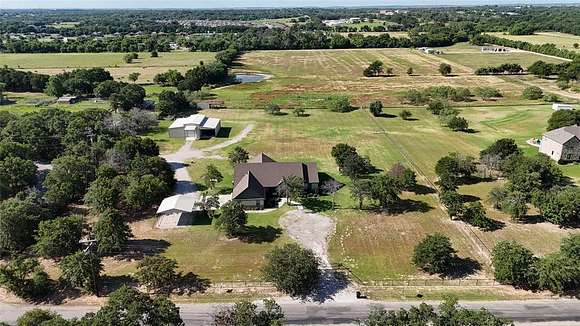 12.4 Acres of Land with Home for Sale in Azle, Texas