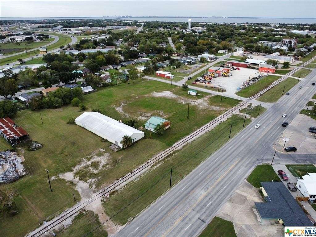 2 Acres of Improved Commercial Land for Sale in Port Lavaca, Texas