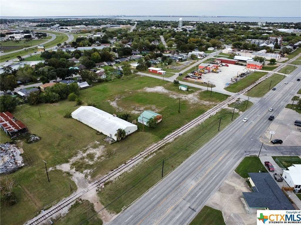 2 Acres of Improved Commercial Land for Sale in Port Lavaca, Texas