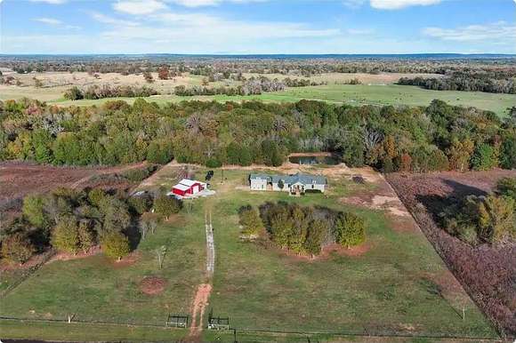 10.6 Acres of Land with Home for Sale in Oakwood, Texas