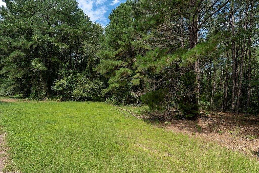 1.393 Acres of Land for Sale in Gilmer, Texas