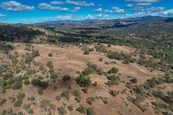 193.86 Acres of Land for Sale in Coarsegold, California