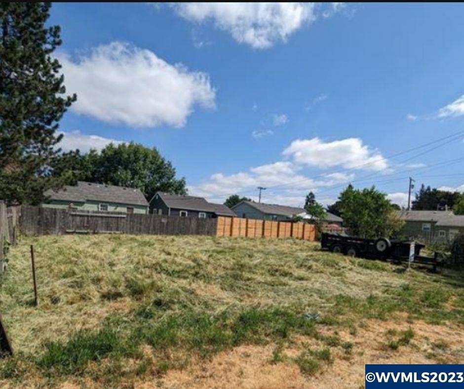 0.09 Acres of Residential Land for Sale in Salem, Oregon