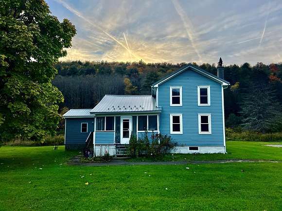 10 Acres of Residential Land with Home for Sale in Lowman, New York