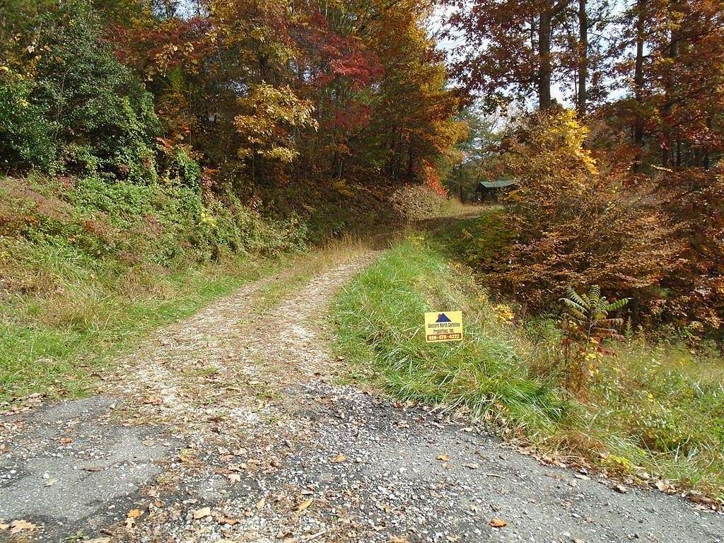5 Acres of Residential Land for Sale in Stecoah, North Carolina
