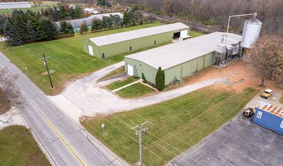 3 Acres of Improved Commercial Land for Sale in Auburn, Indiana